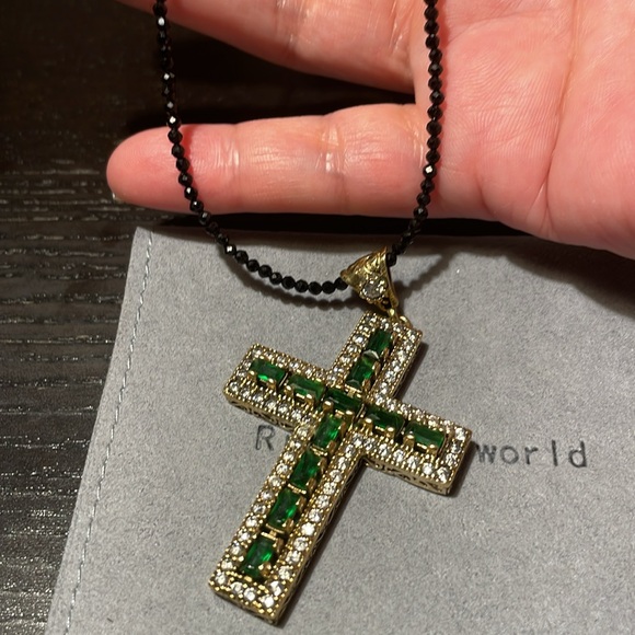 Silver chain set with emerald stones - Picture 8 of 8